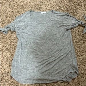 Gap maternity XL top